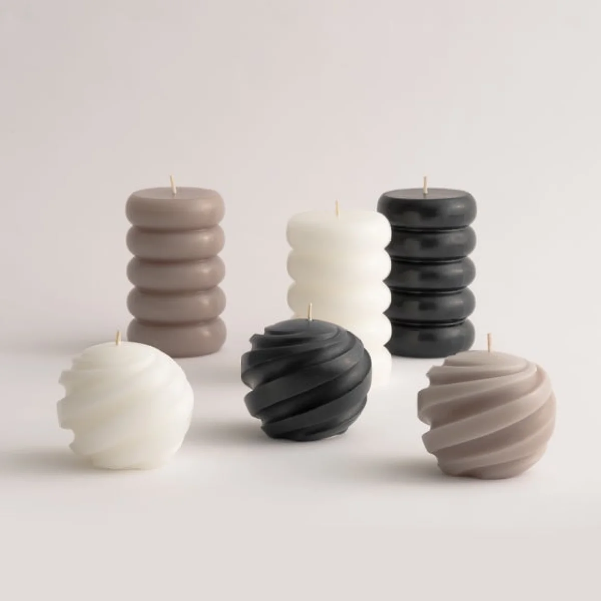 Unscented Rib Shaped Pillar Candle – image 3
