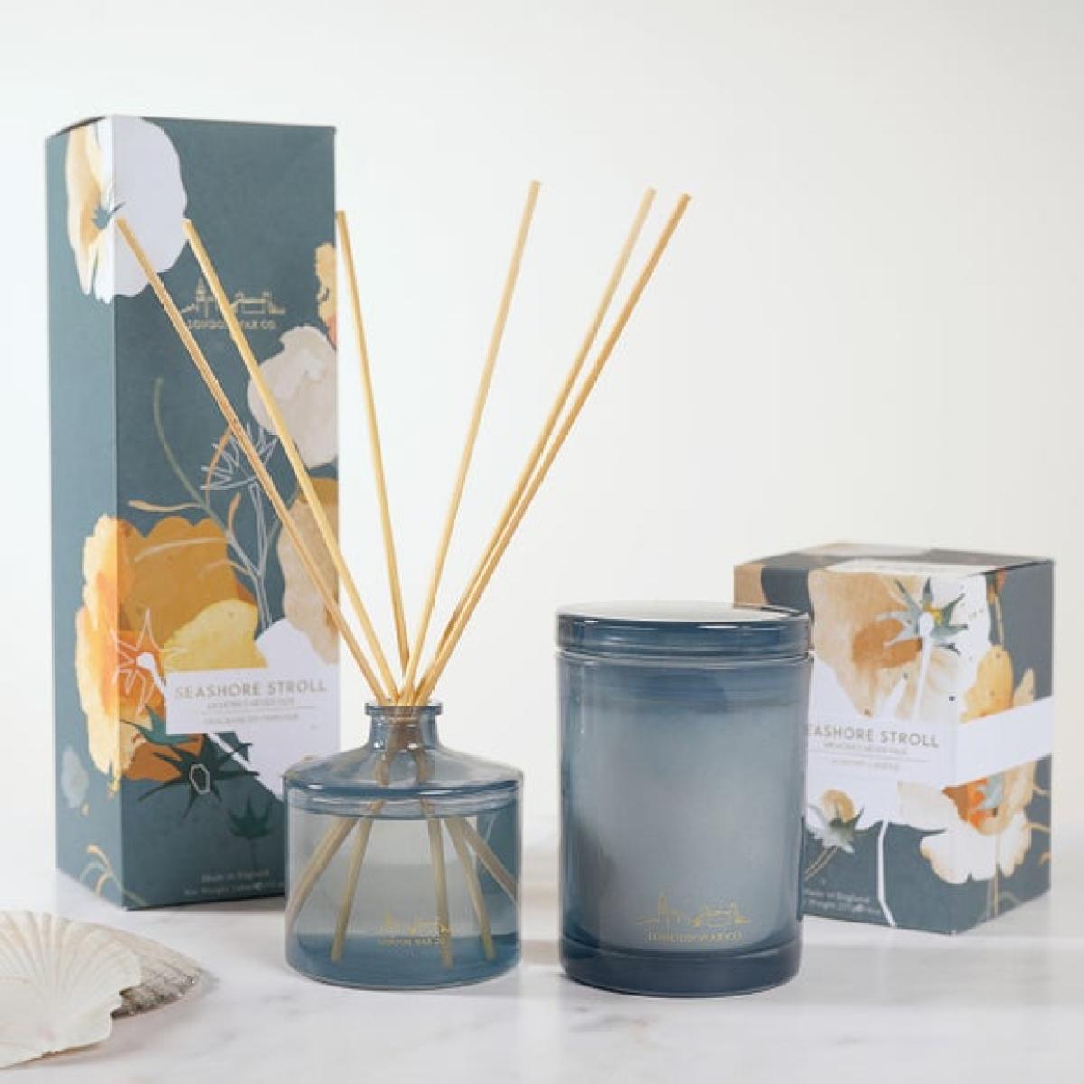 The London Wax Co Seashore Stroll Candle – image 3