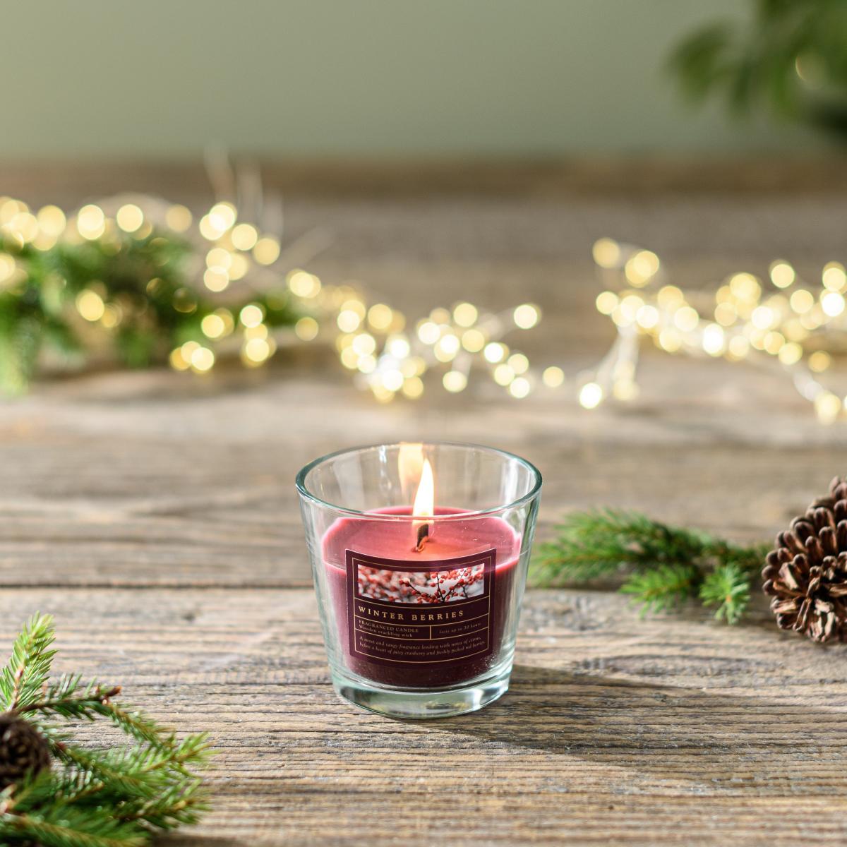 Winter Berries Crackle Candle – image 2