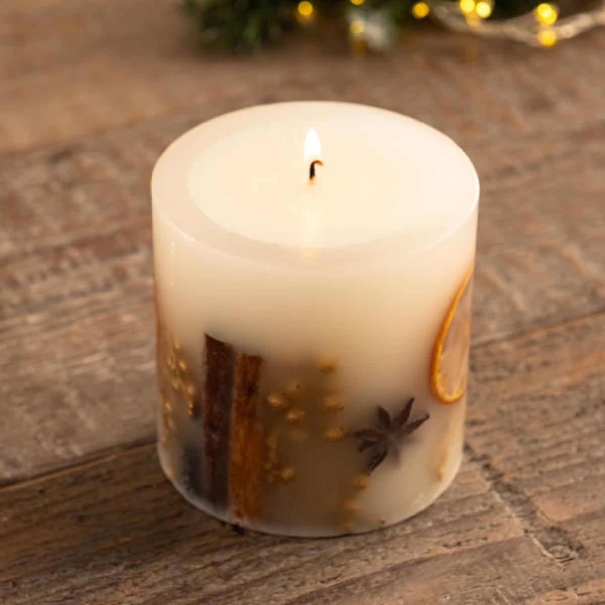 Festive Orange Inclusion Candle – image 2