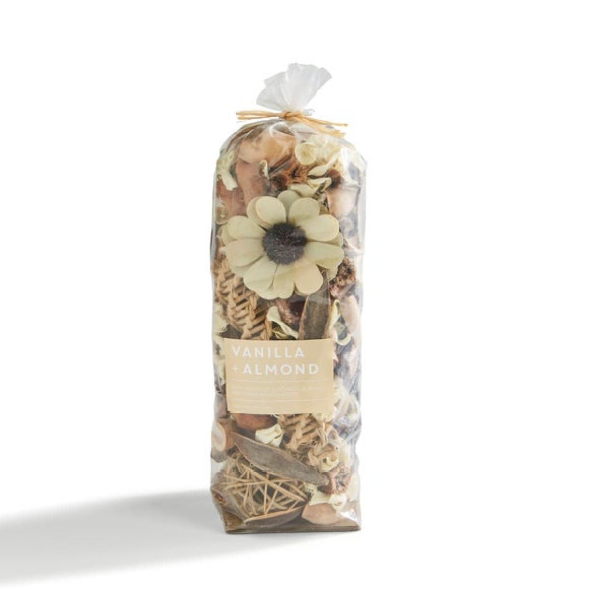 Vanilla & Almond Pot Pourri – image 3