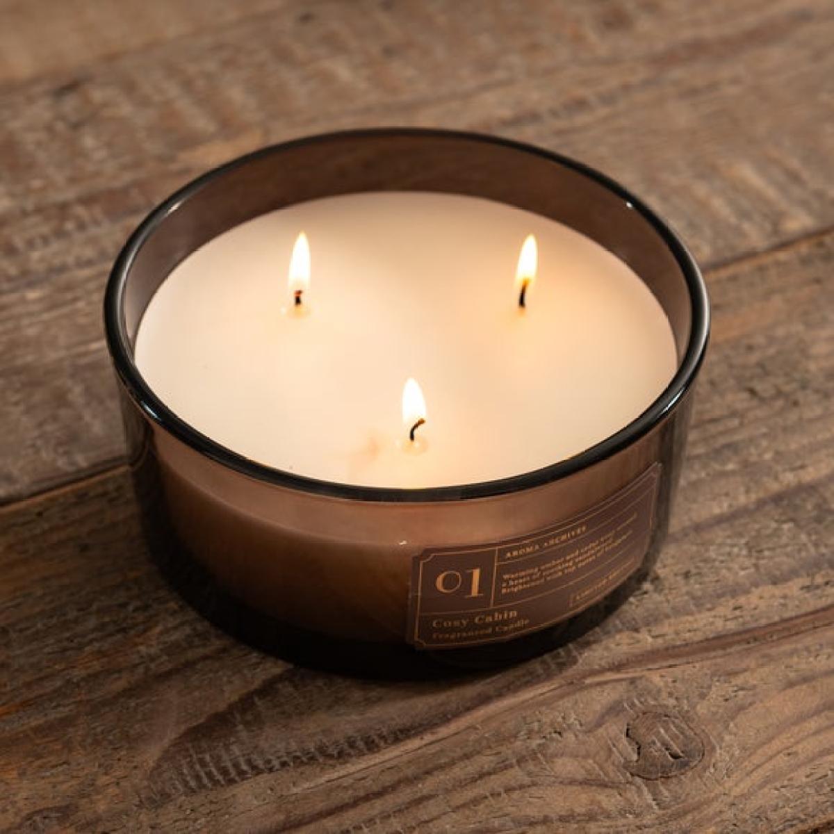 Aroma Archives Cosy Cabin Multi Wick Candle – image 3