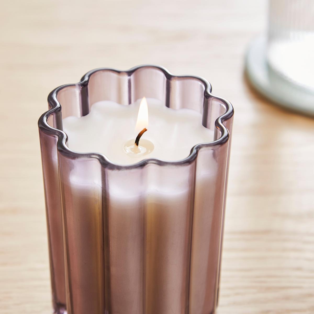 Jasmine & Vanilla Scalloped Lilac Glass Candle – image 2