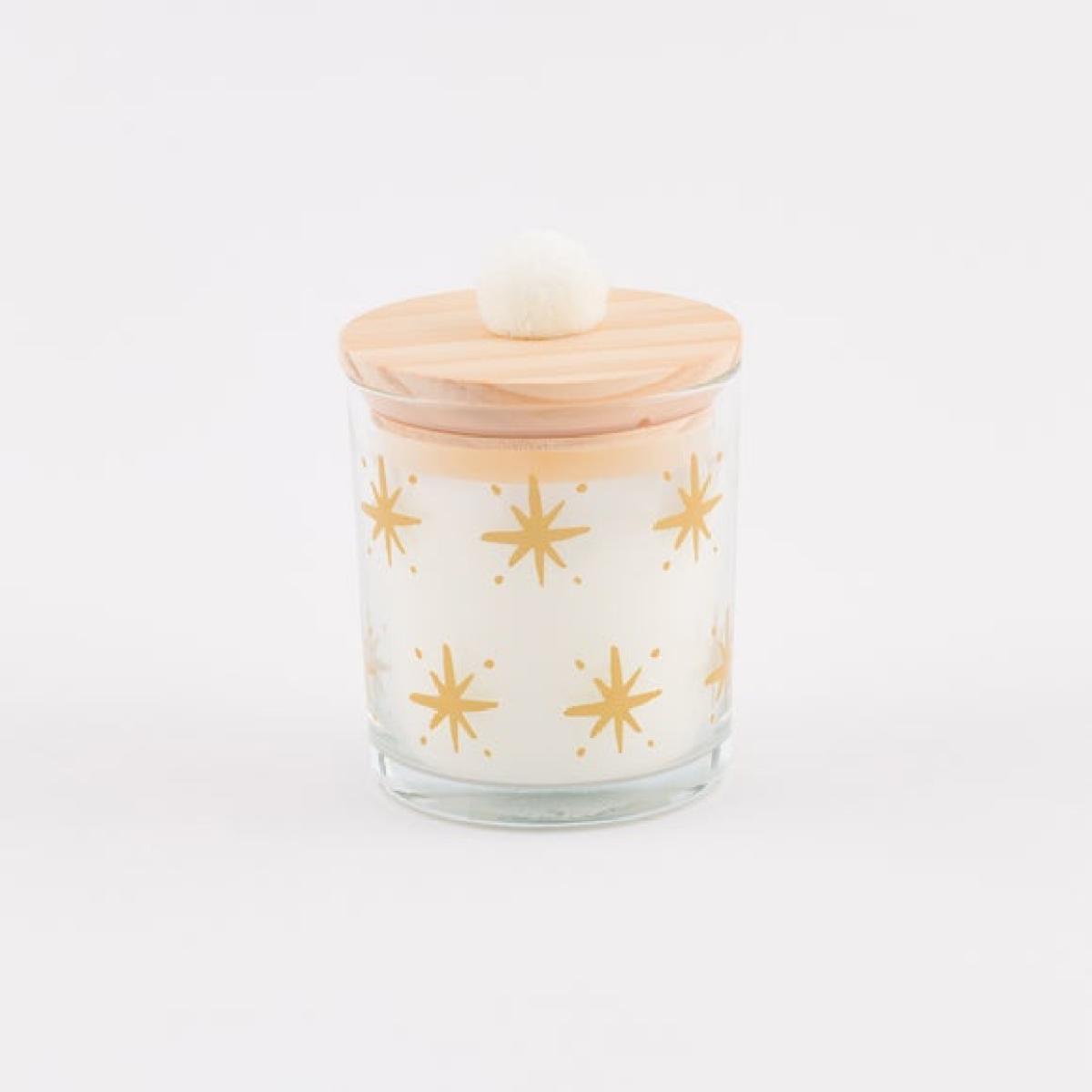 Star Pom Pom Gingerbread Candle – image 3