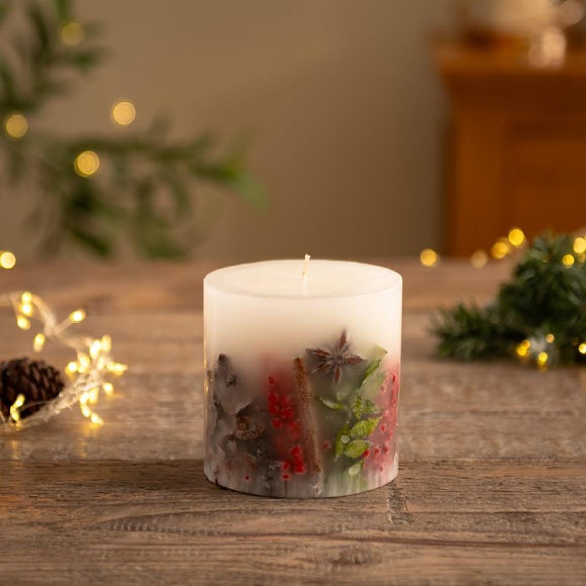 Winter Berries Inclusion Candle – image 2