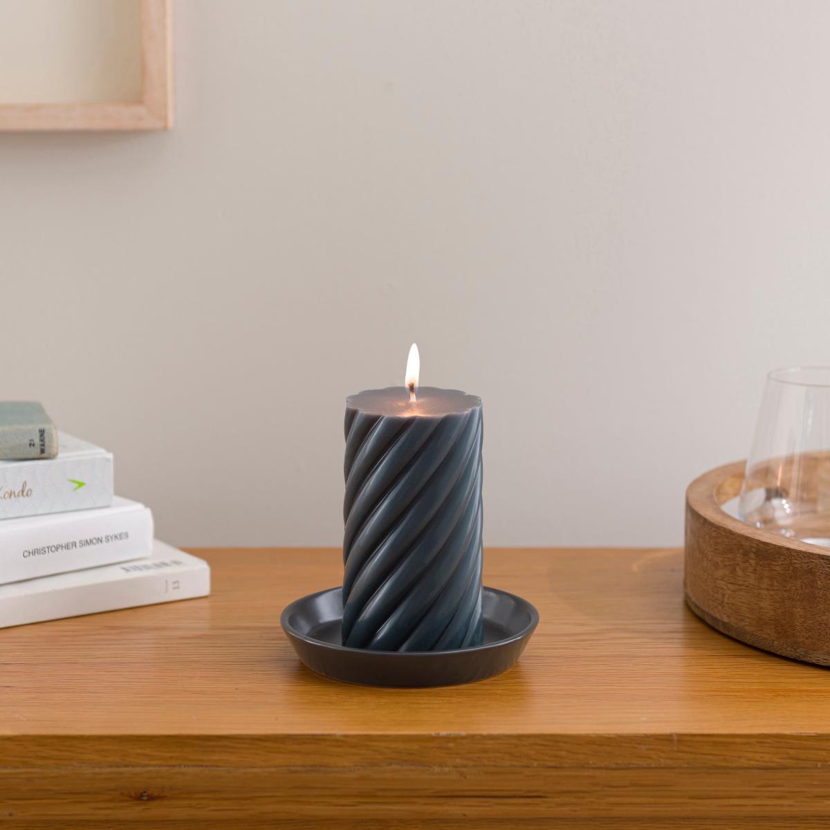 Peacock Twisted Pillar Candle Blue – image 2