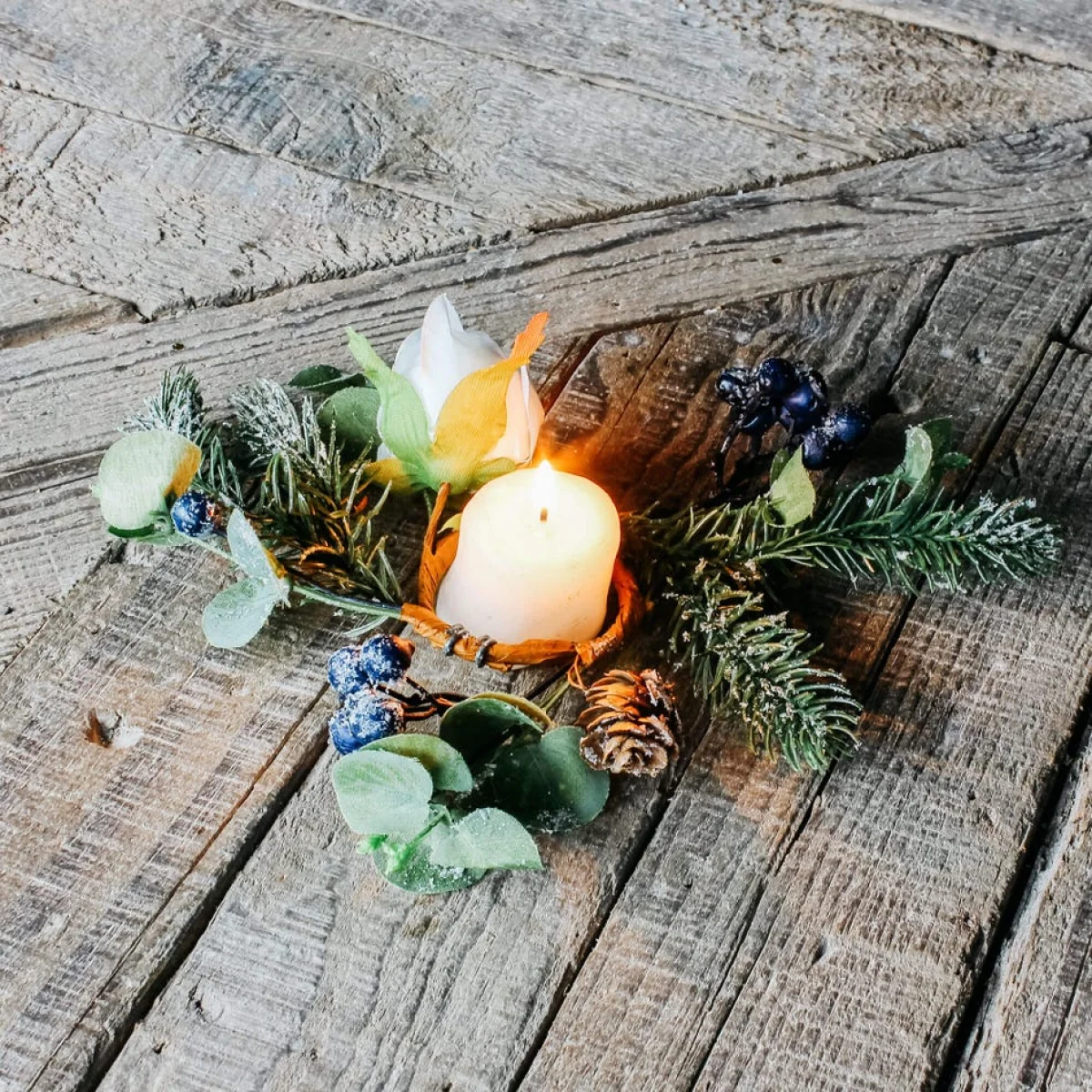 Eucalyptus Candle Wreath – image 1