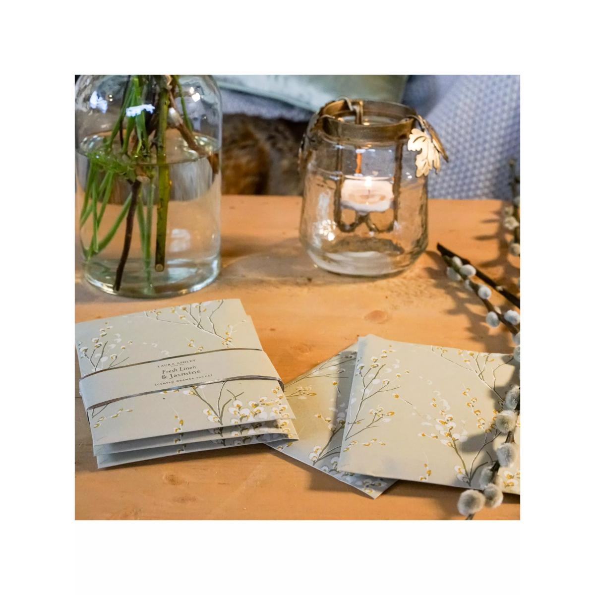 Laura Ashley Fresh Linen Scent Sachets – image 3