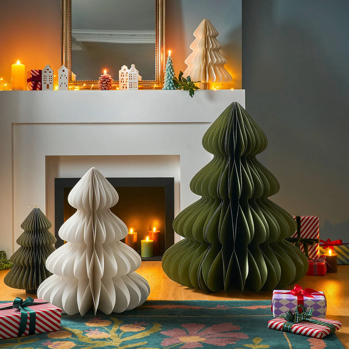 Caspar Wax Candle in Pine Cone Shape H9.5cm – image 2
