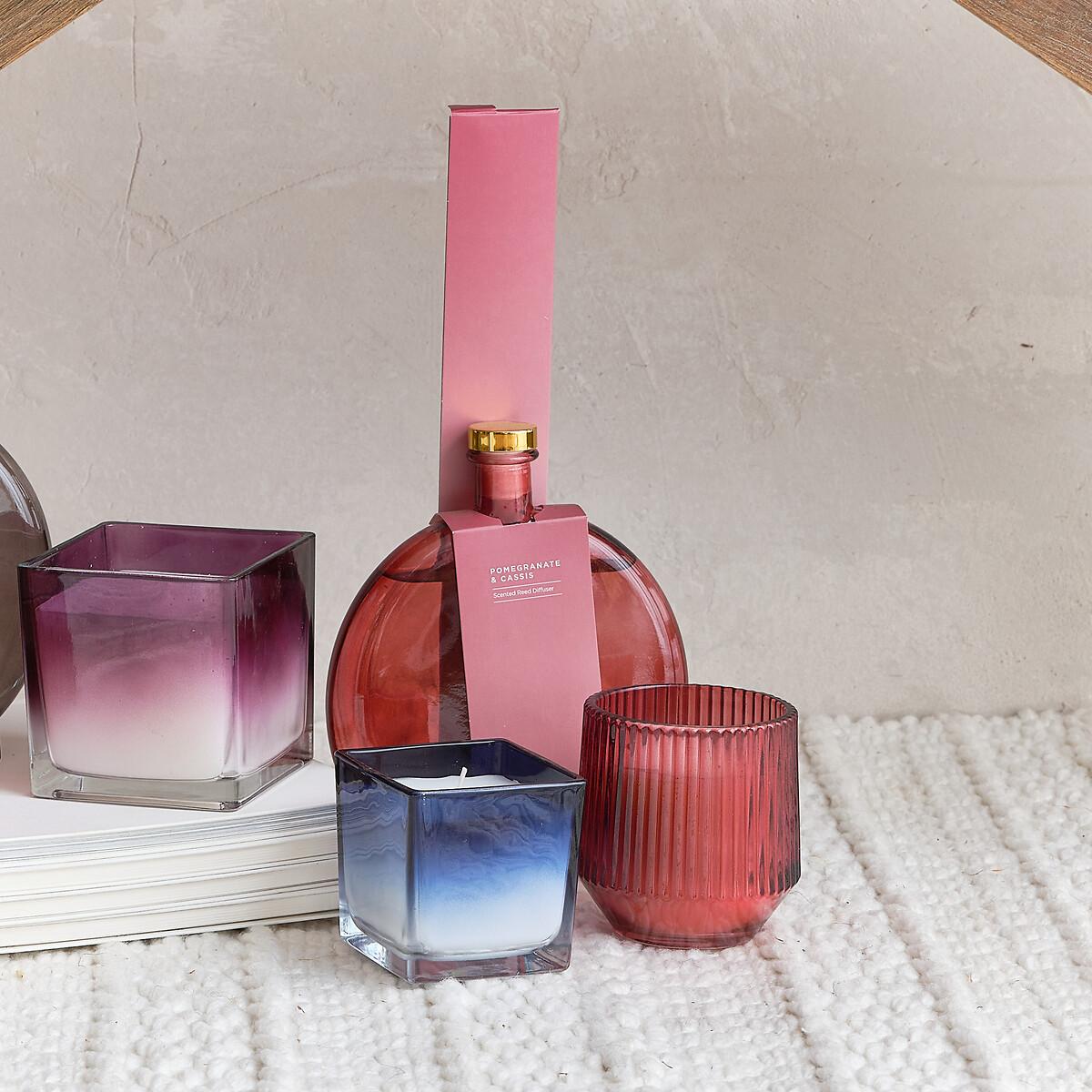 Large Pomegranate & Cassis Ridged Candle – image 3