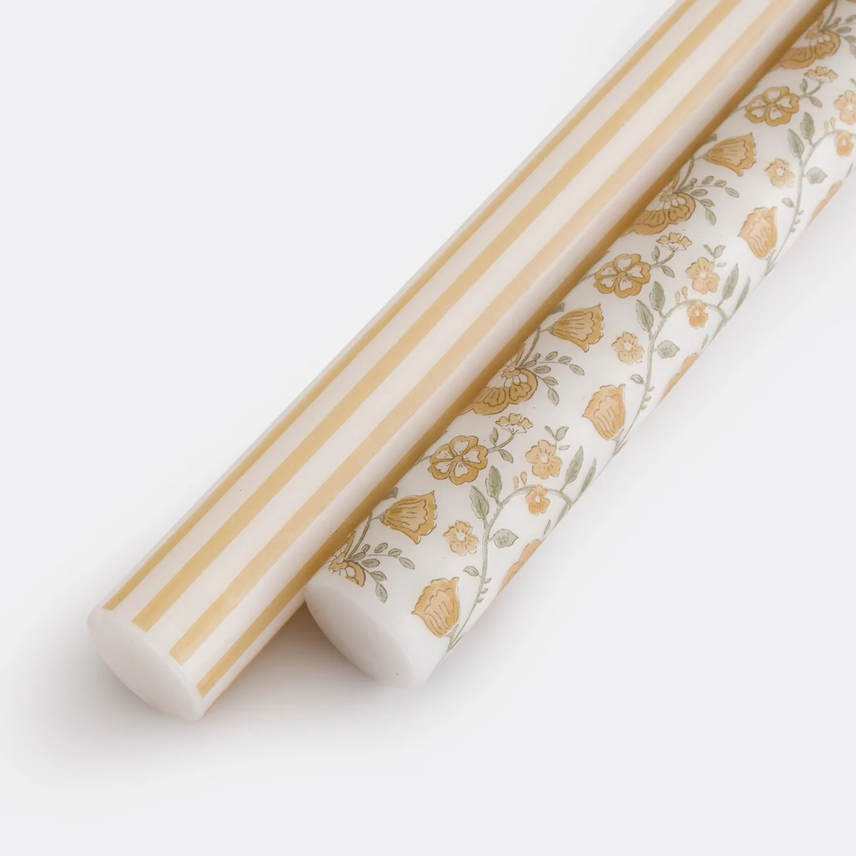 Set of 2 Yassia Printed Candles – image 4