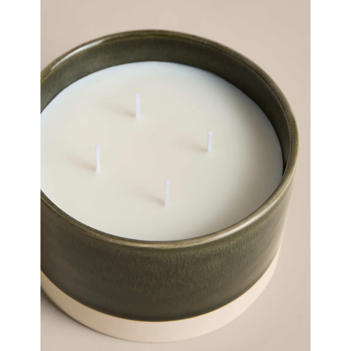 Scentiments™ Woodland Glow 4 Wick Candle Khaki – image 2