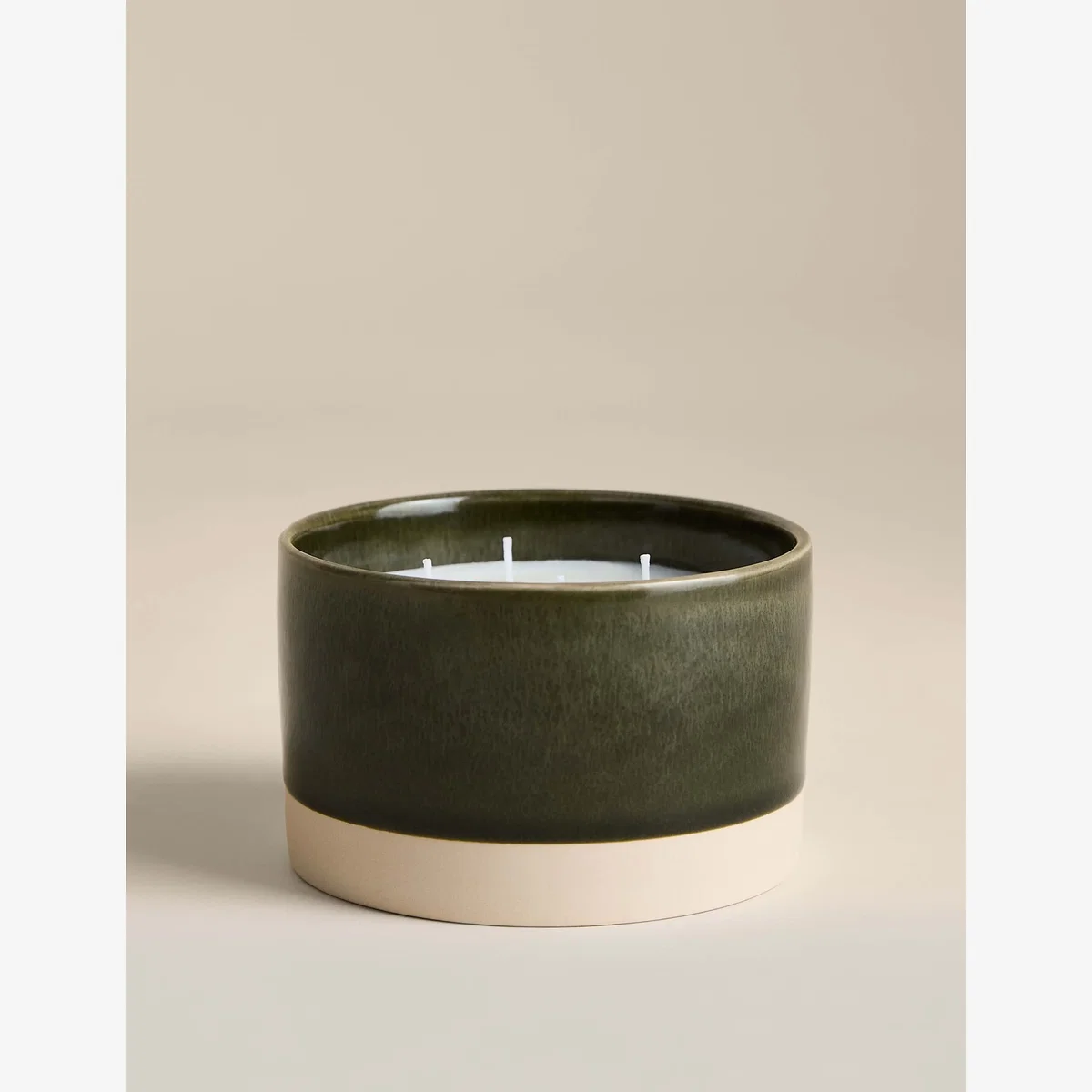 Scentiments™ Woodland Glow 4 Wick Candle Khaki – image 1