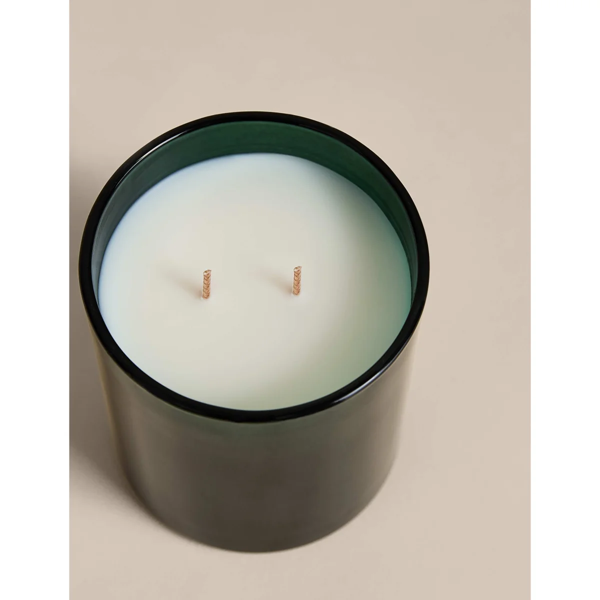 M&S Yuletide Pine and Spice Scented Candle Green Mix – image 2