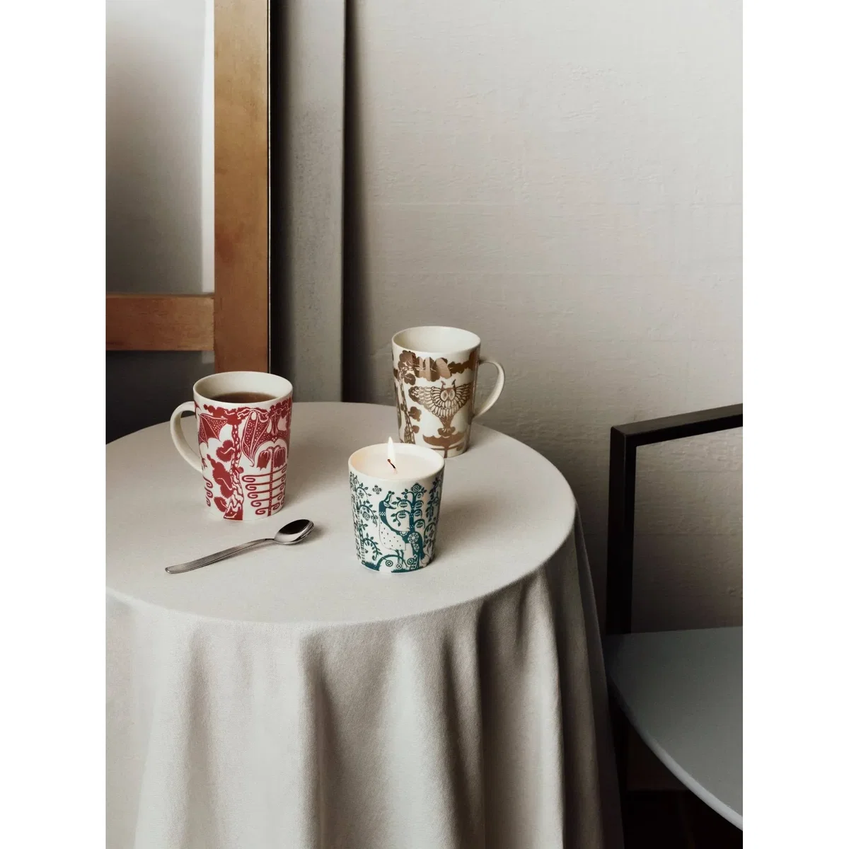 Iittala Taika candle Steel blue 9 cm – image 3
