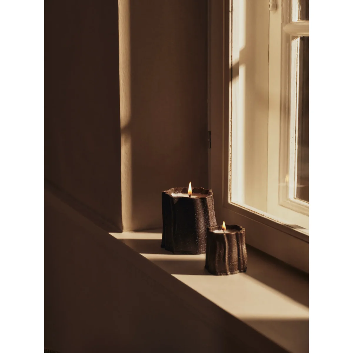 Ferm Living Rylith scented candle 53 h Chamomile – image 2