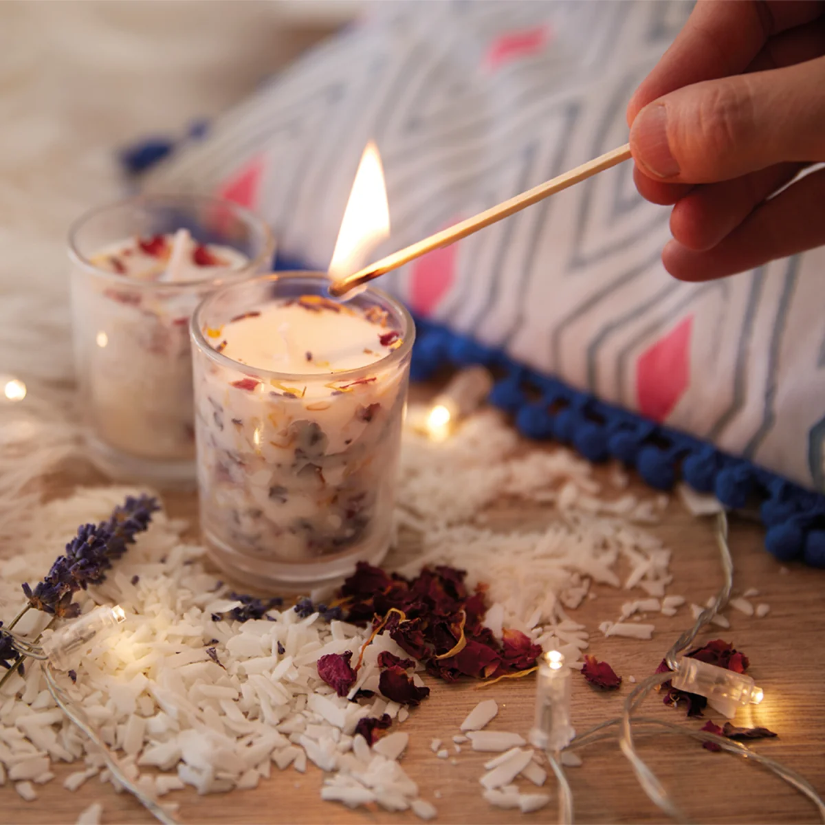Dried Flower Soy Candle Kit - Multiple Colours – image 3