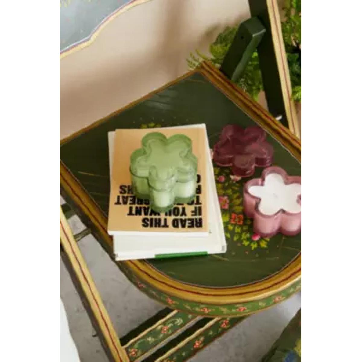 Green Flower Candle - Green ALL at Urban Outfitters – image 5