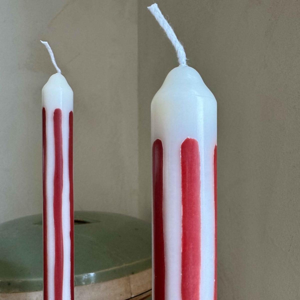 White / Green Beckford Dinner Taper Candles - Pair | Pygmalion London – image 2