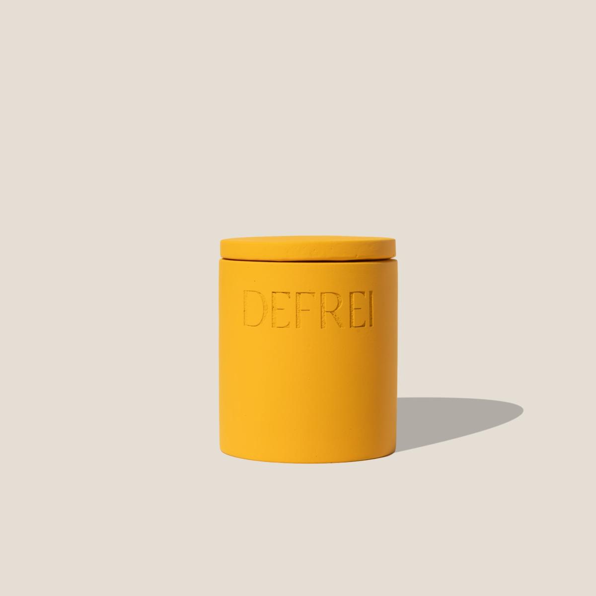 Yellow / Orange Saffron Candle | Defrei – image 4