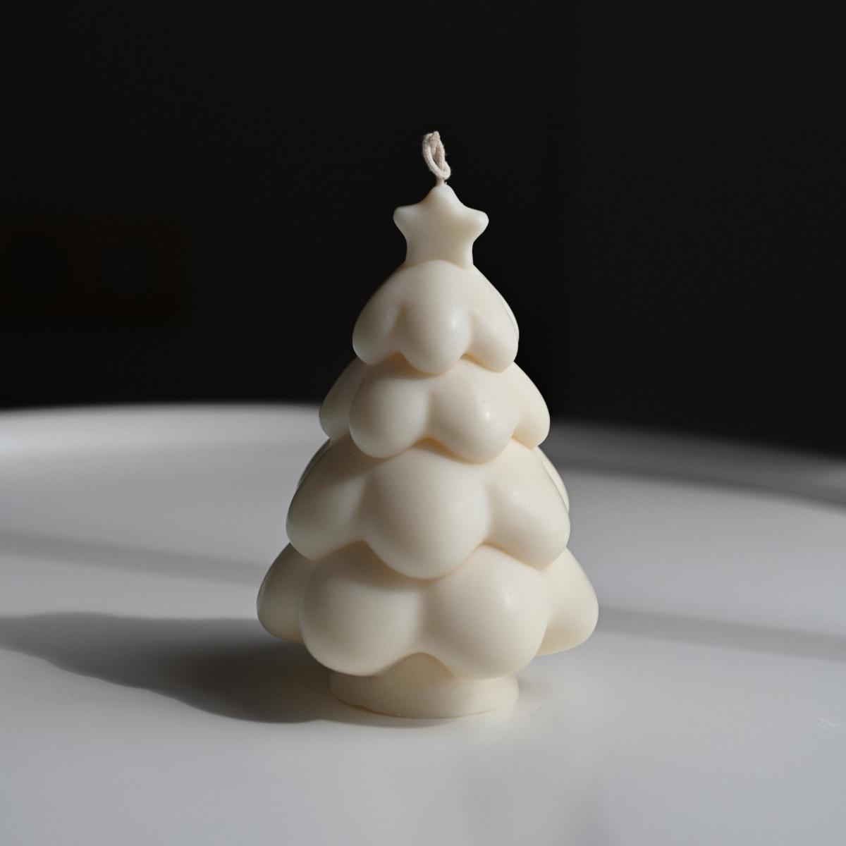 White Christmas Tree Candle | Studio Üm – image 2