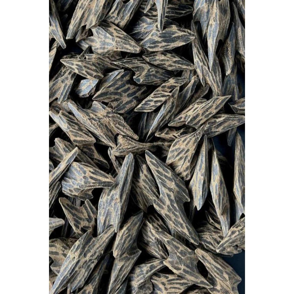 Neutrals / Grey Oud Candle | Defrei – image 7
