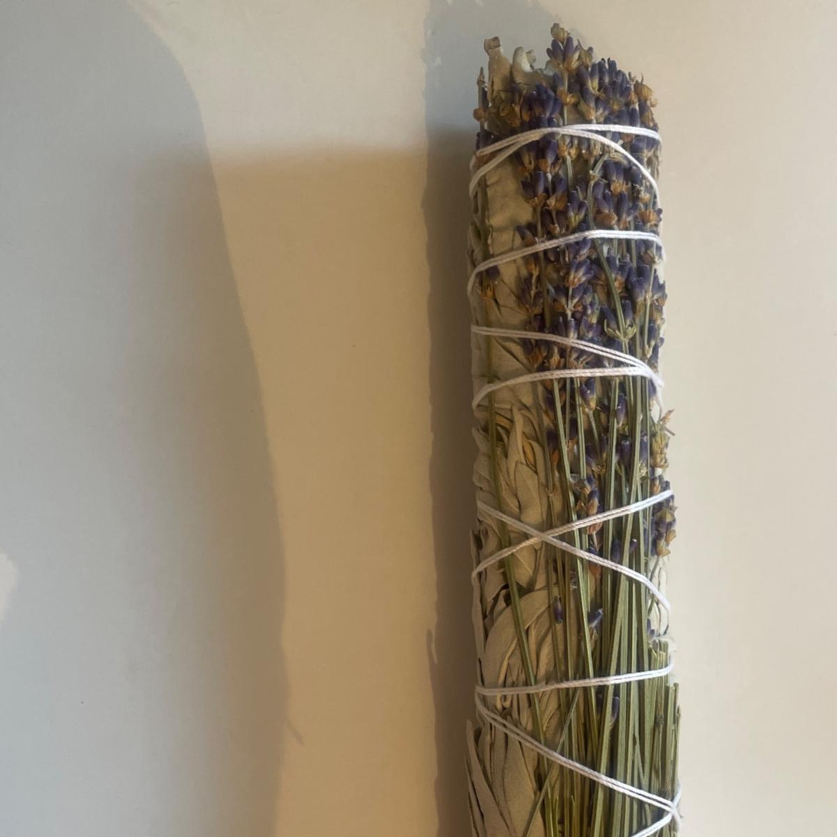 Neutrals White Californian Sage With Lavender 10Inch | Lemuria Store – image 2