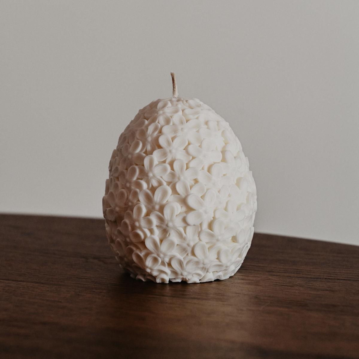 White Flower Egg Candle | Studio Üm – image 2