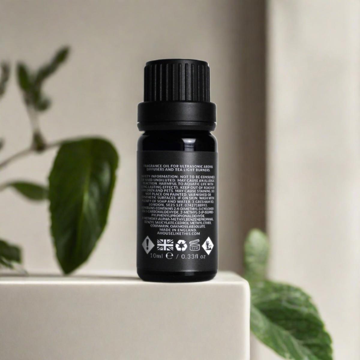 Neutrals / Black / White Fygge - Black Fig, Cedar & Tonka - Small Fragrance Oil | One Size | A House Like this – image 1