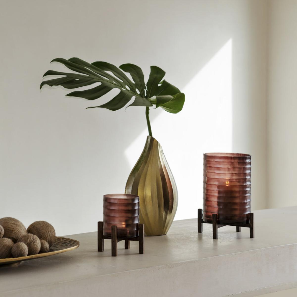 Global Explorer - Ribbed Glass Hurricane With Wooden Stand - Large – image 3