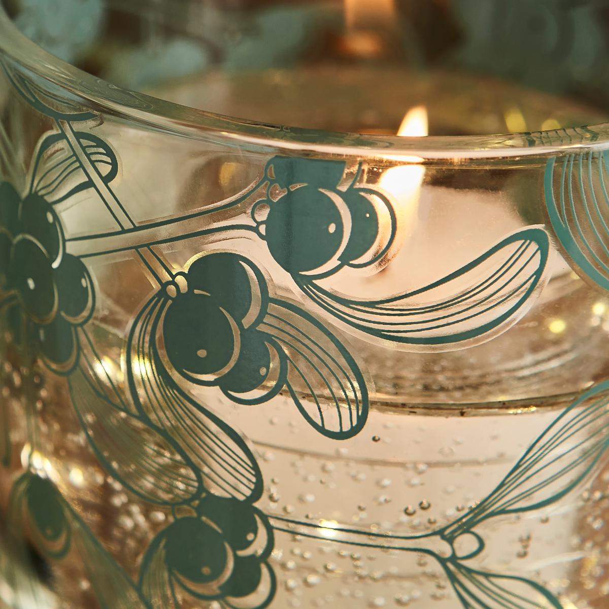 Mistletoe Winter LED Candle Green – image 3