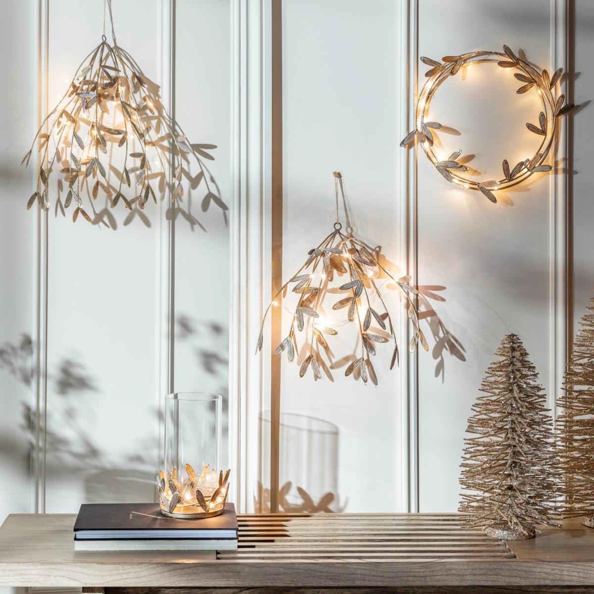 Inaya Mistletoe Candle Holder with LED Light Gold – image 2