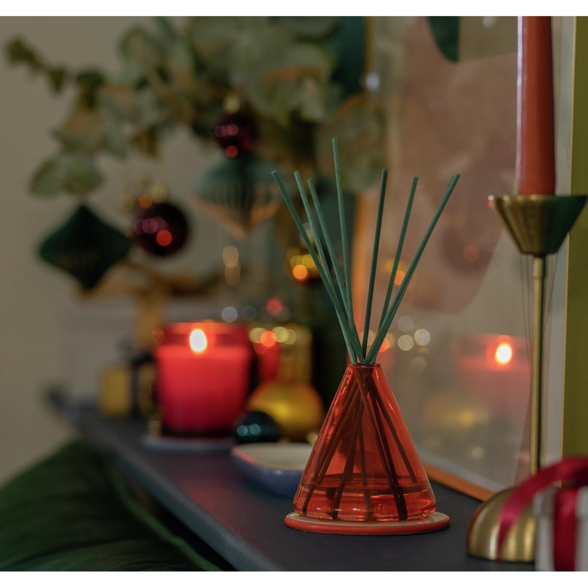 Habitat 180ml Glass Diffuser - Christmas Wish – image 2