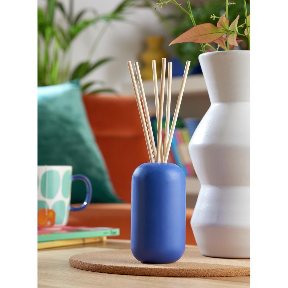 Habitat 175ml Diffuser - Amberwood and Musk – image 2