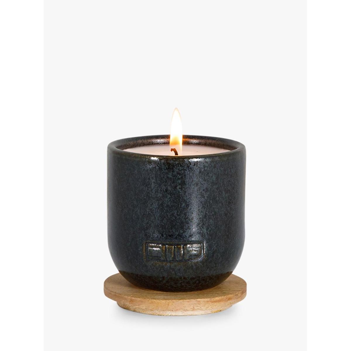 The Little Botanical Pomegranate and Berry Luxury Scented Candle – image 2