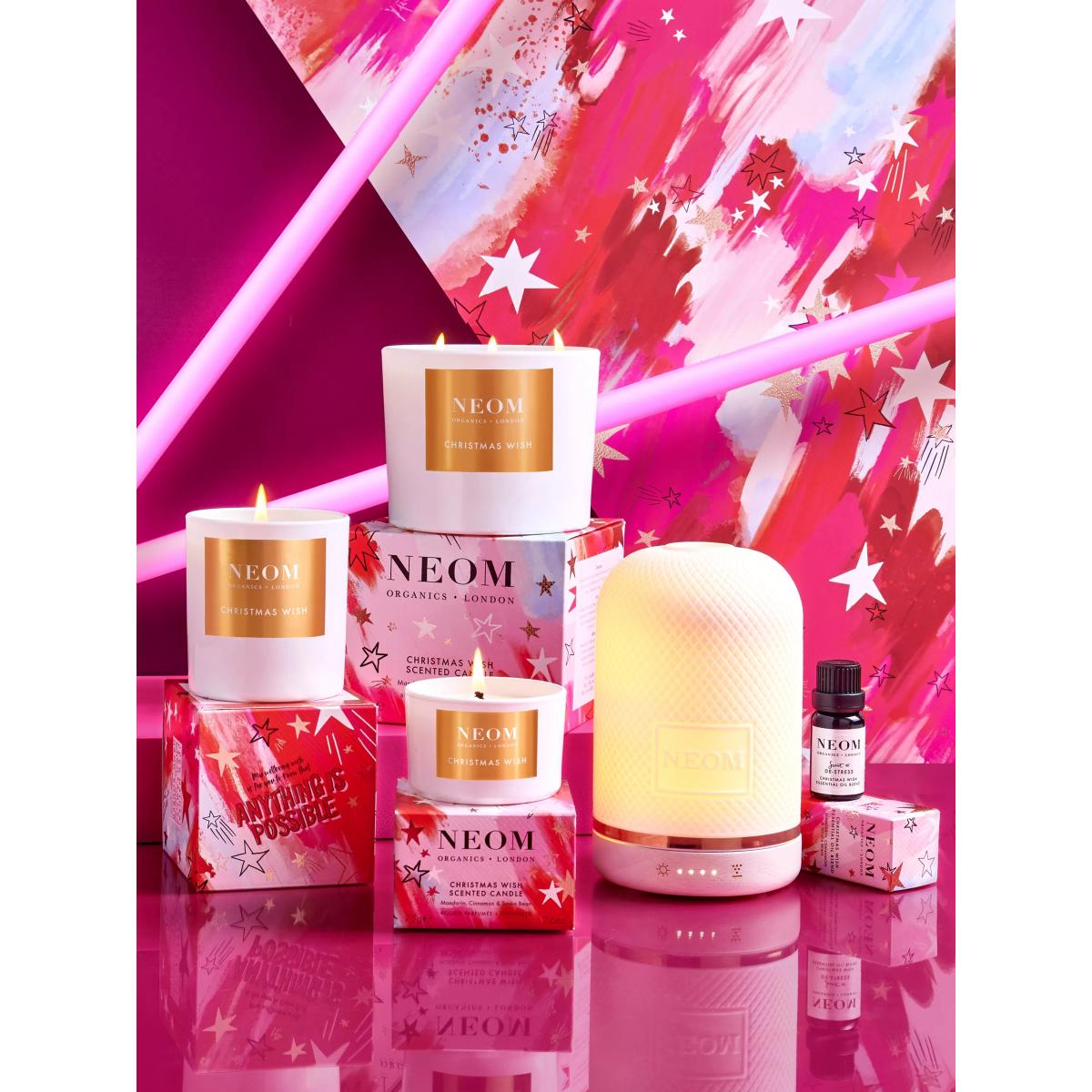 Neom Organics London Christmas Wish Three Wick Scented Candle, 420g – image 3