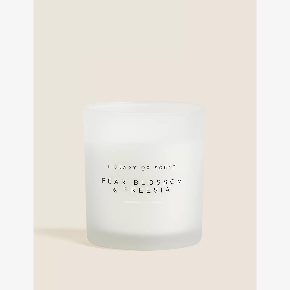 Library Of Scent Pear Blossom & Freesia Candle - White Mix, White Mix – image 1