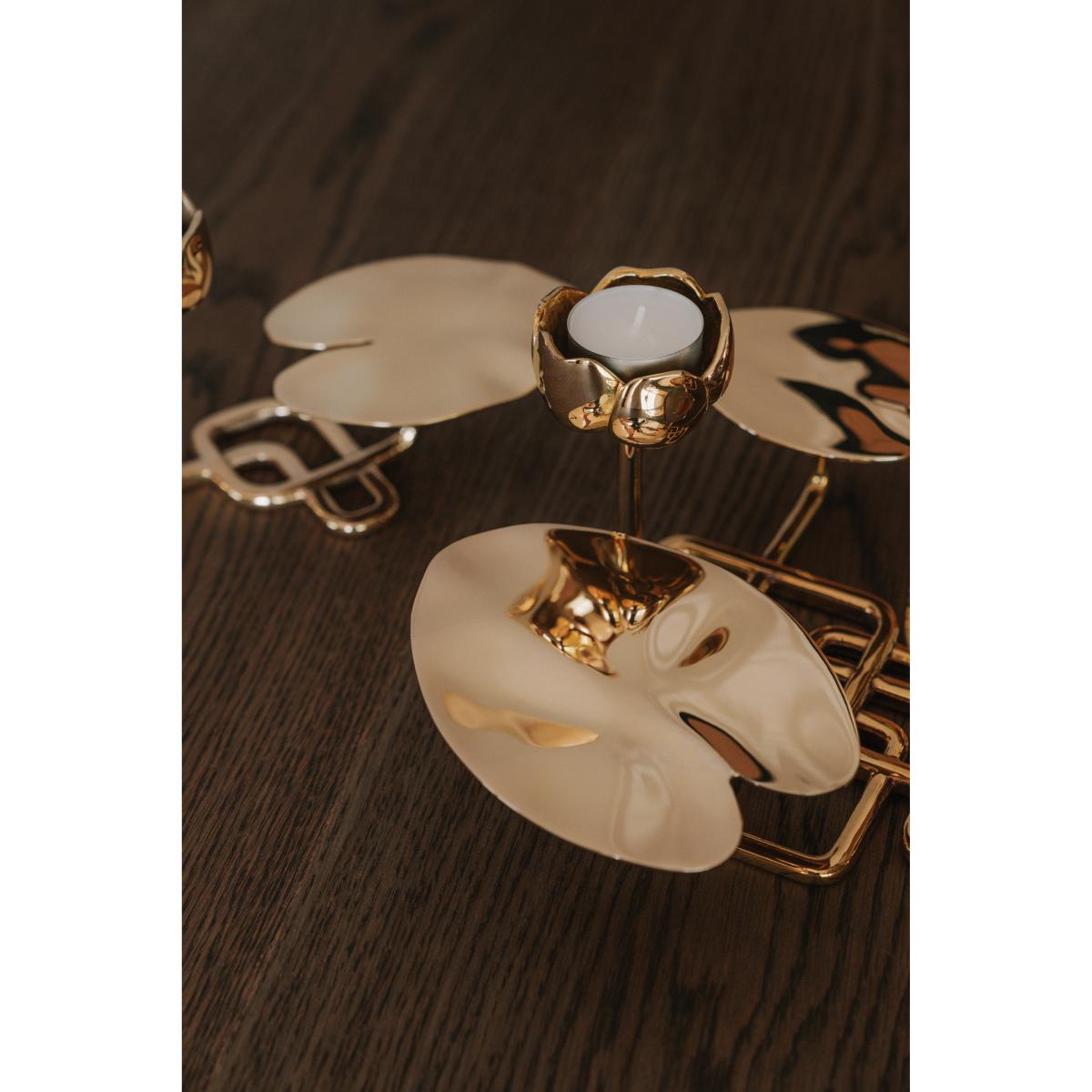 Hilke Collection Ninfea grande candlestick Brass – image 4