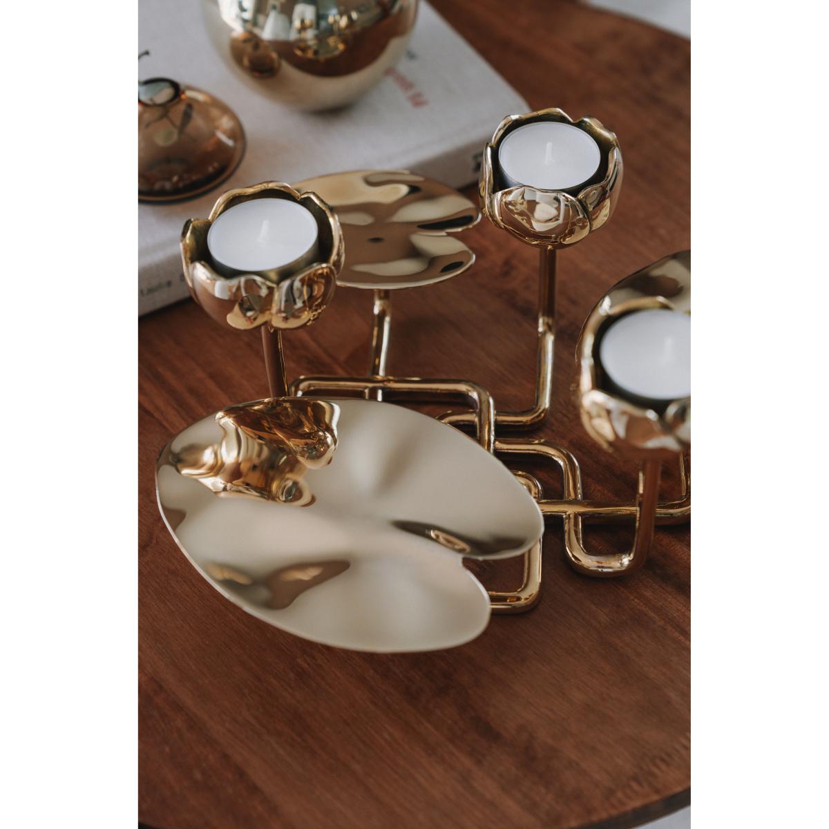 Hilke Collection Ninfea grande candlestick Brass – image 5