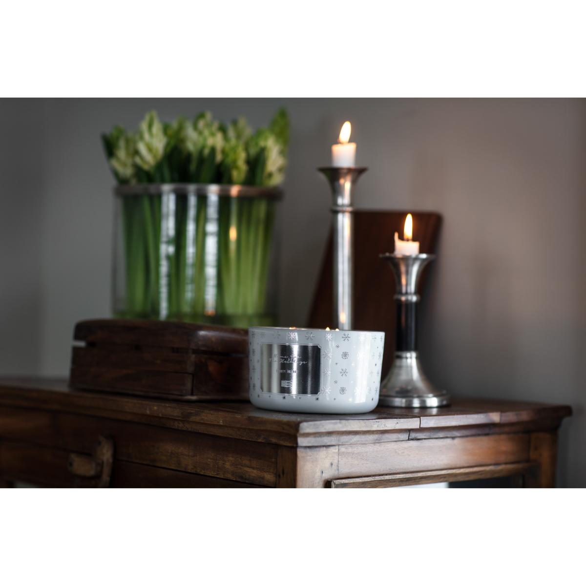 Frosty Orange scented candle 30 hours – image 3