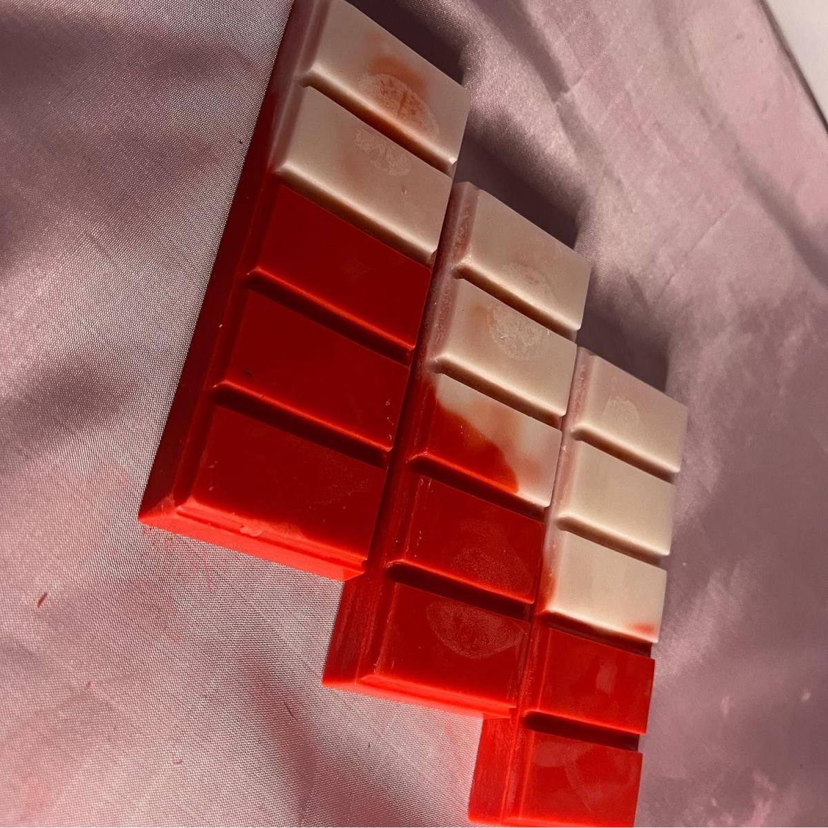 5 Cell Snapbar - Strong and Long-Lasting - Light Blue / Mistletoe Kisses – image 2