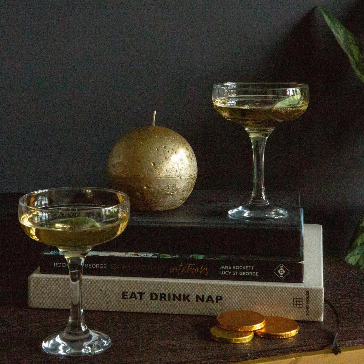 Metallic Ball Candle 32 Hours - Gold – image 4