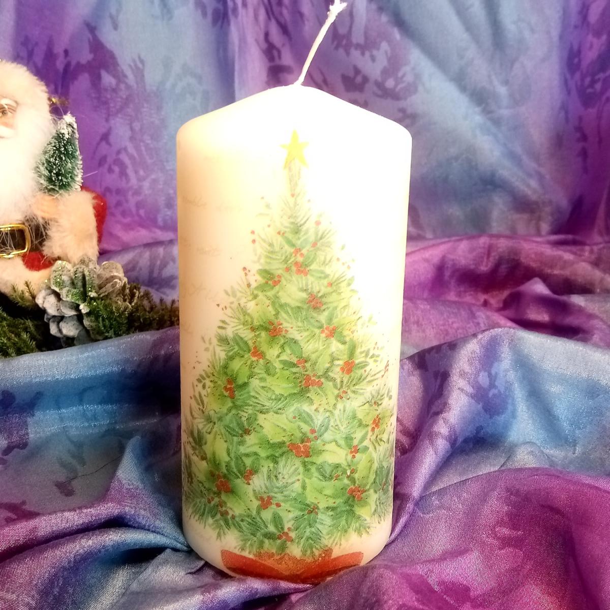 Christmas Tree Pillar Candle - White / 5