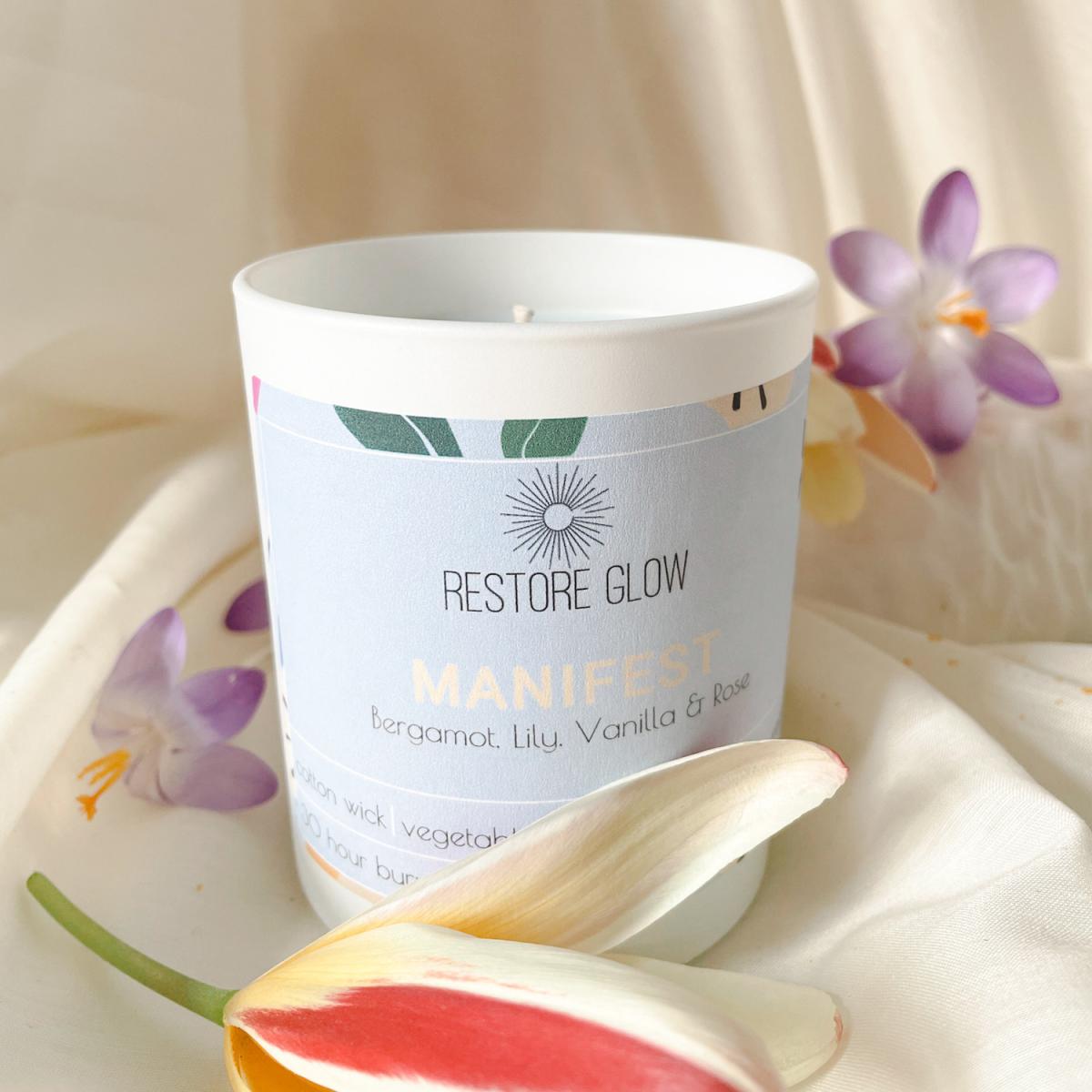 Manifest Candle - Bergamot, Lily, Vanilla & Rose – image 4