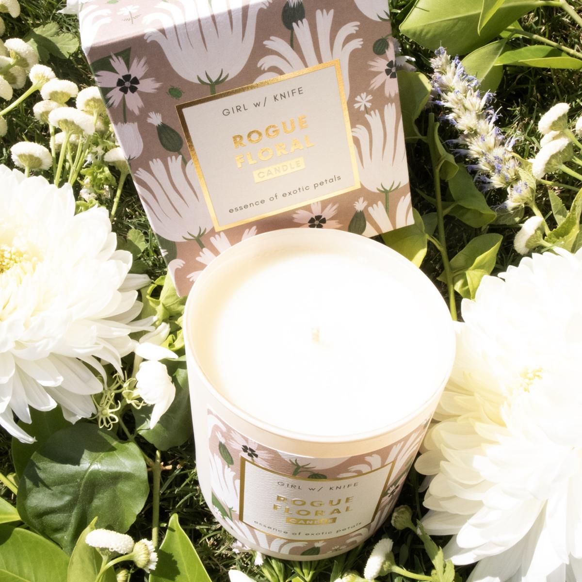Neutrals Rogue Floral Candle - Essence Of Exotic Petals One Size Girl W/ Knife – image 3