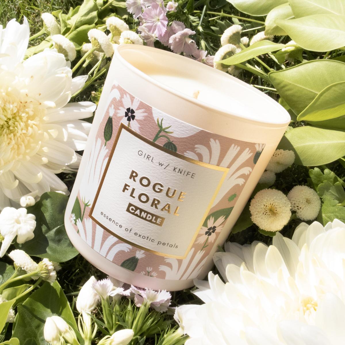 Neutrals Rogue Floral Candle - Essence Of Exotic Petals One Size Girl W/ Knife – image 4