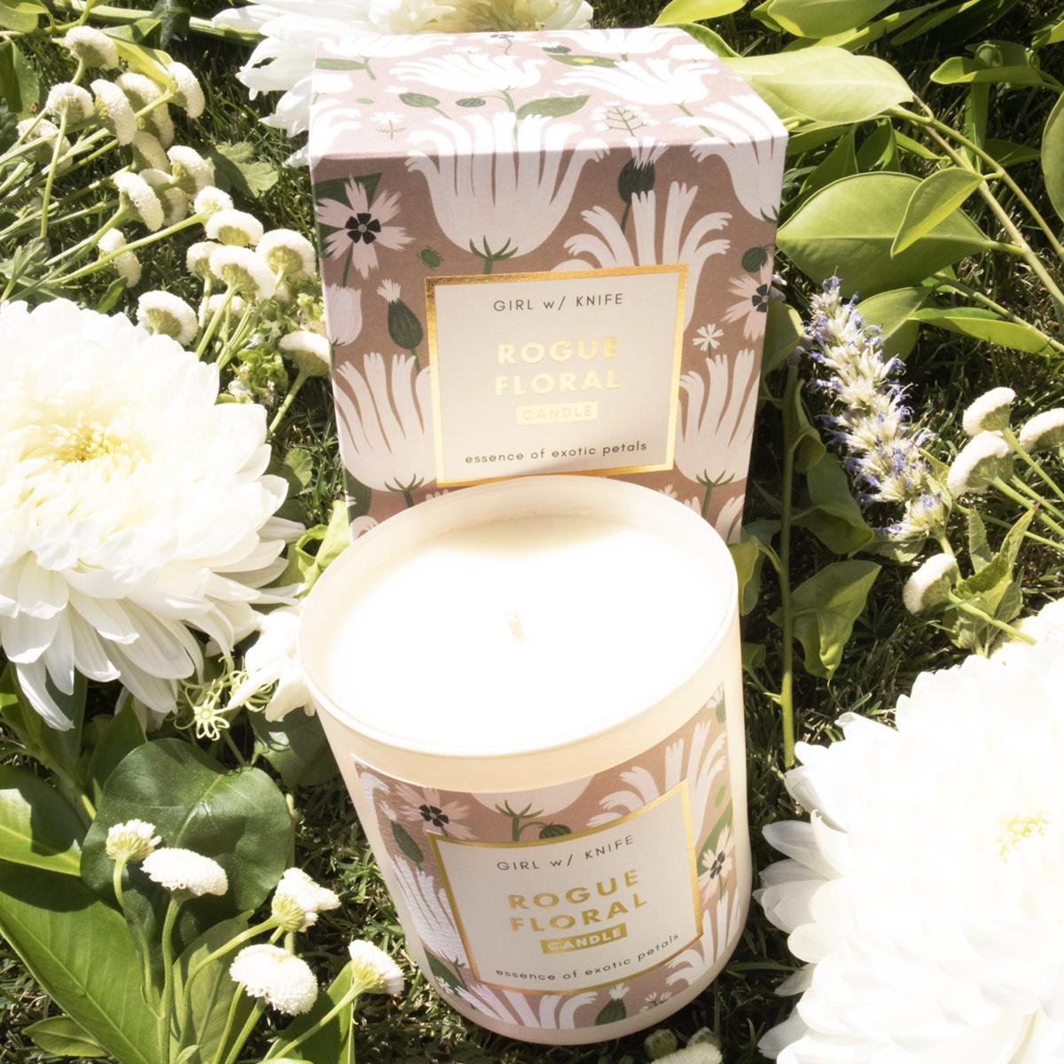 Neutrals Rogue Floral Candle - Essence Of Exotic Petals One Size Girl W/ Knife – image 5