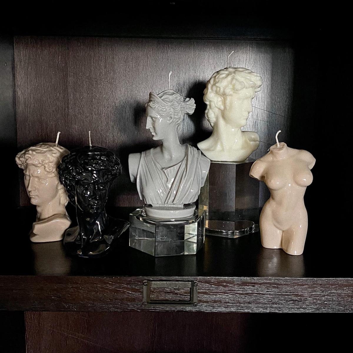 Black David Candle - Noir Neos Candlestudio – image 2