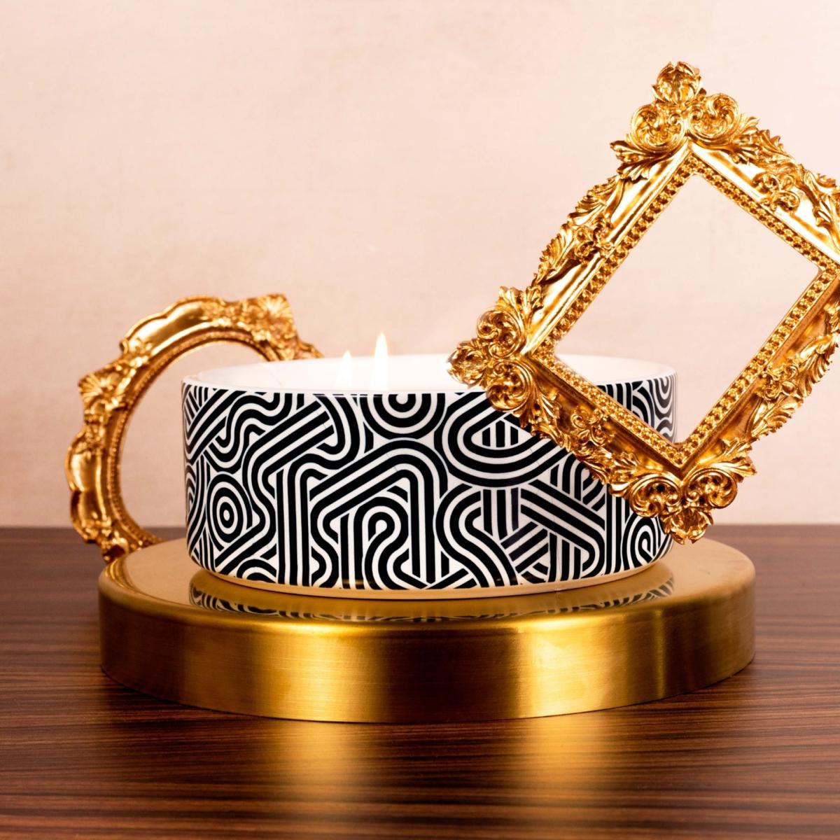 White / Black Andromeda Soy Candle - Fico Fragrance One Size Inkrypt London – image 2
