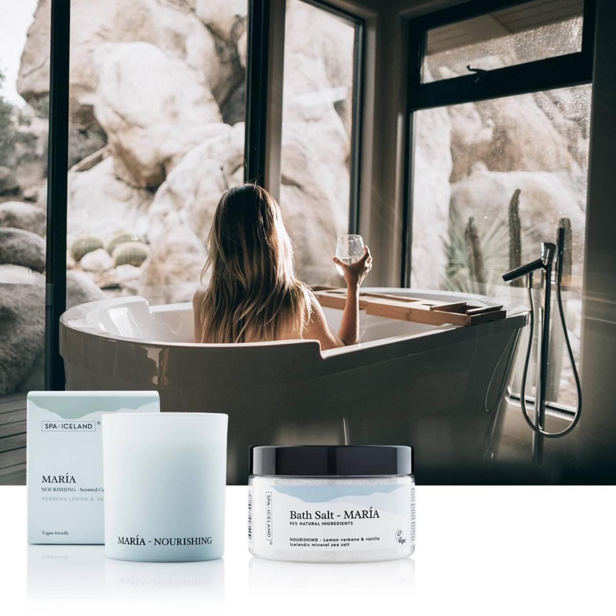 Spa Of Iceland Scented Candle María – image 2